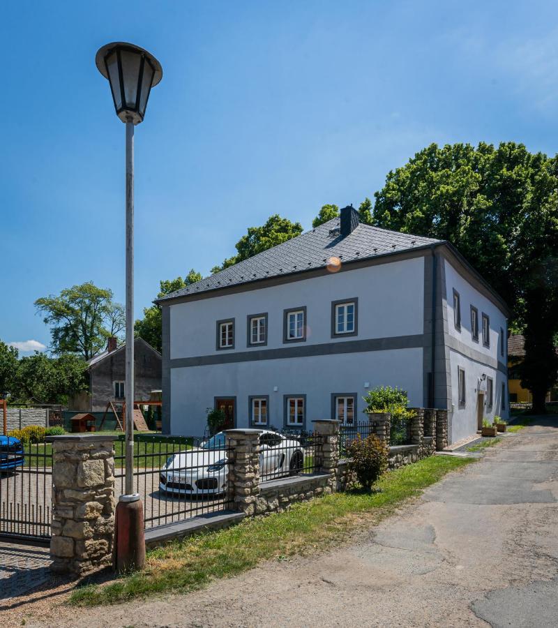 Penzion U Babky Bylinkarky Кутна Гора Екстер'єр фото
